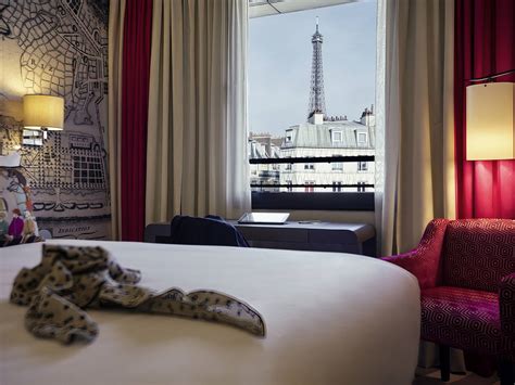 21 Best Paris Hotels with Eiffel Tower Views - The Planet D