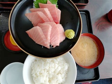 焼津の人気食堂「小川港魚河岸食堂」にマグロを食べに行ってみた！