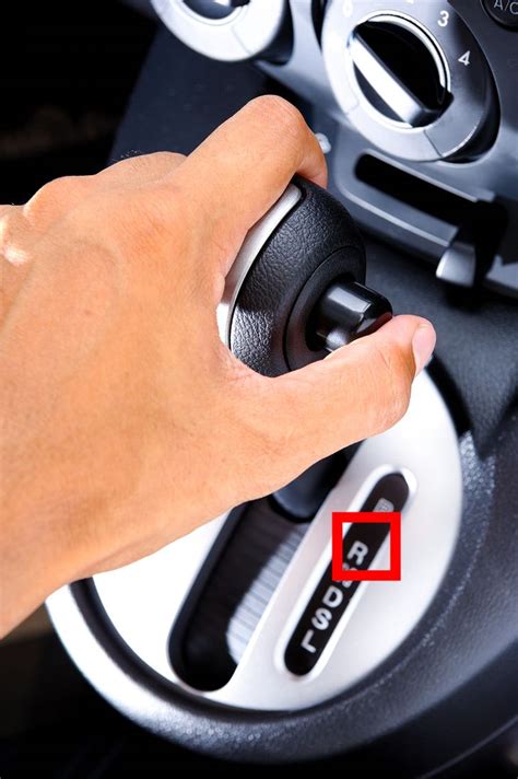 Mecánicos comparten 10 cosas que nunca debes hacer con tu auto Genial