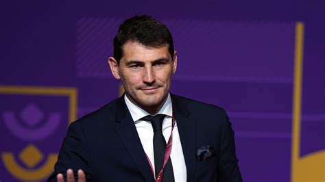 Iker Casillas Claims He Was Hacked After I M Gay Tweet Carlos Puyol