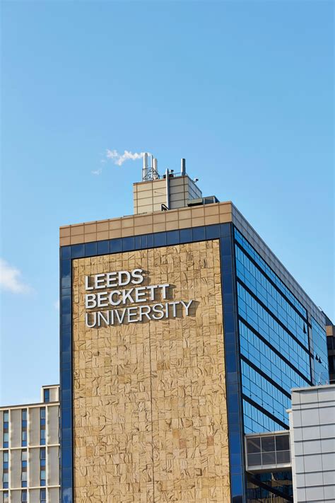 Leeds Beckett University Calendar - Timi Robbin