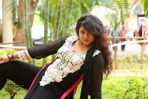 jyothi  photo