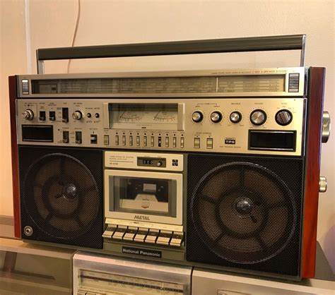 Pin By John Repiso On Vintage Gadgets Antiques Boombox Radio