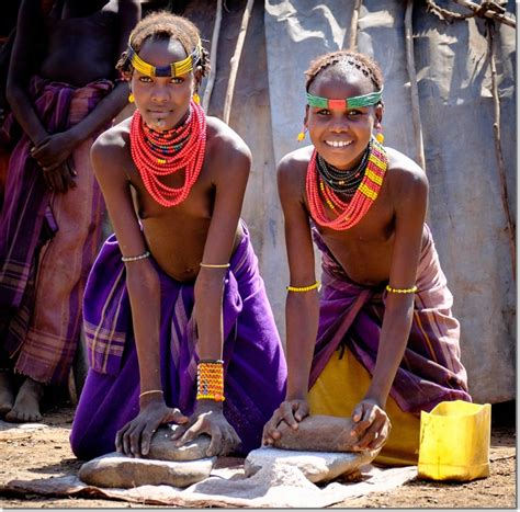 Tribes of Omo Valley – Memento Ethiopia Tours