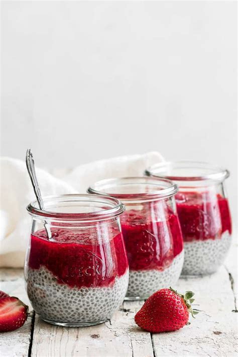 Strawberry Rhubarb Chia Pudding Choosing Chia