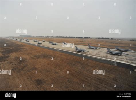 F 16 Fighting Falcons From The 35th And 80th Fighter Squadrons Of The 8th Fighter Wing Kunsan