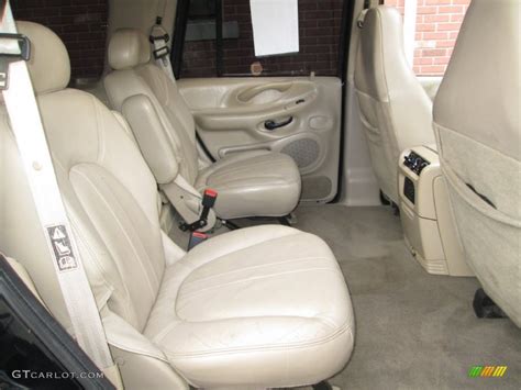 Medium Parchment Interior 2001 Ford Expedition Eddie Bauer 4x4 Photo 77788458