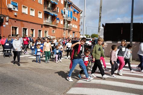 El CEIP Virgen Del Pilar Realiza Una Marcha Contra La Leucemia