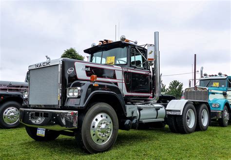 Palmer Sons V Powered Mack Super Liner Semi Tractor Flickr