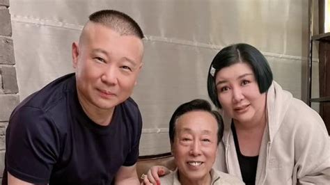 郭德纲老婆王惠拜师，仪式隆重，而且意义更重要王惠拜师郭德纲新浪新闻