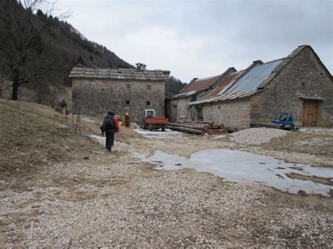 Escursione Del Da Bosco Chiesanuova Al Vajo Squaranto E