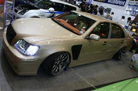 Modified Cars: Toyota Crown Modified