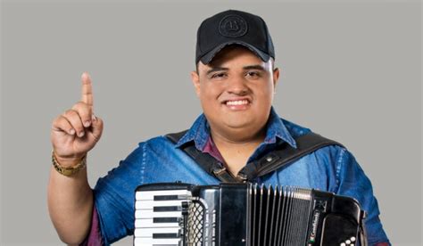 Tarcísio Do Acordeon é Primeira Atração Confirmada Do São João De Mata