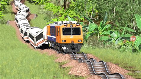 Kereta Api Berjalan Lewat Rel Tanjakan The Train Runs Through Rails