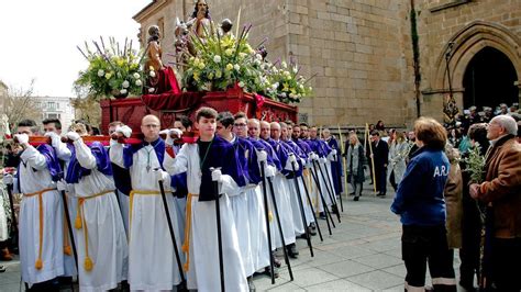 Semana Santa En Extremadura Festivos Y Procesiones En C Ceres Y Badajoz