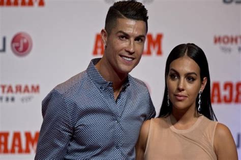 Georgina Rodriguez età altezza fisico matrimonio e figli IIT News