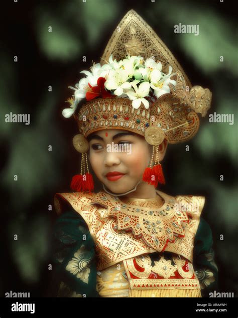 Balinese Dancer Bali Indonesia Stock Photo Alamy