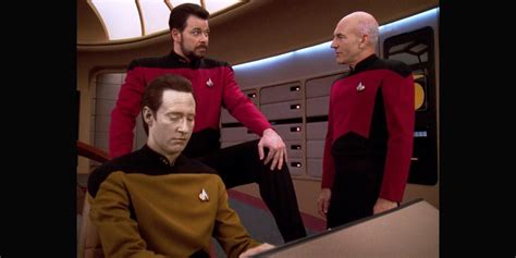 Star Trek: What Are The Origins Of The Riker Maneuver?