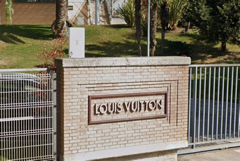 Louis Vuitton Obsequia A Hacienda Con Los Ingresos Por Los Regalos A