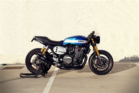 ROA 15 YAMAHA XJR 1300 RocketGarage Cafe Racer Magazine