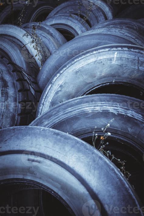 old car tires 10481344 Stock Photo at Vecteezy