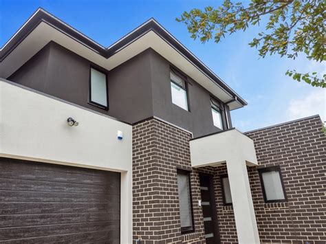 Larch Street Thomastown Vic Property Details