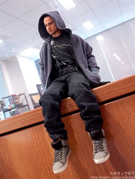 Jesse Pinkman Figurine In Breaking Bad Jesse Pinkman Aaron Paul