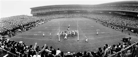 Wrigley Field Chicago Il November 17 1963 Bears Defense Pounds Green Bay Packers In 26 7