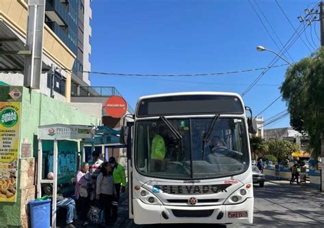 Prefeitura fiscaliza e retira de circulação ônibus em má conservação e