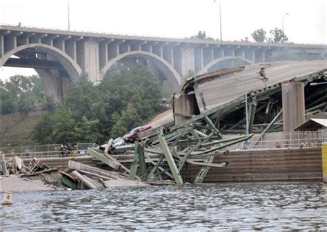 G1 Mundo NOTÍCIAS As imagens da ponte que caiu nos EUA