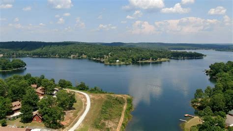 Crown Lake Resort - Only In Arkansas