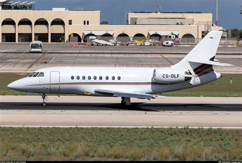 CS DLF NetJets Europe Dassault Falcon 2000EX Photo By Chris Camille