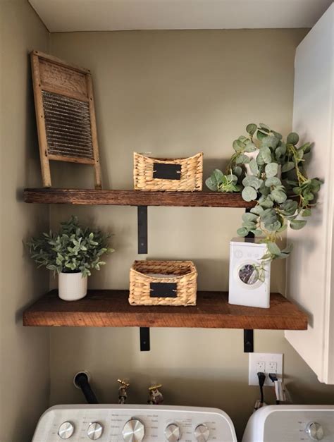 Functional and Decorative Uses of Reclaimed Barn Wood Wall Shelves in ...