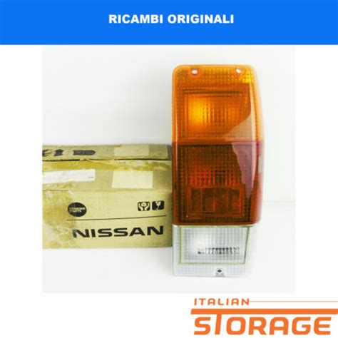 26550 G4002 Nissan Vanette Fanale Posteriore Destro Completo Nuovo