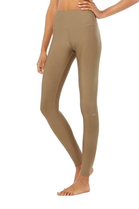 Alo High Waist Airlift Legging What To Wear To Club Pilates