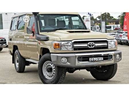 Toyota Land Cruiser Toyota Landcruiser Series Gxl Troop Carrier