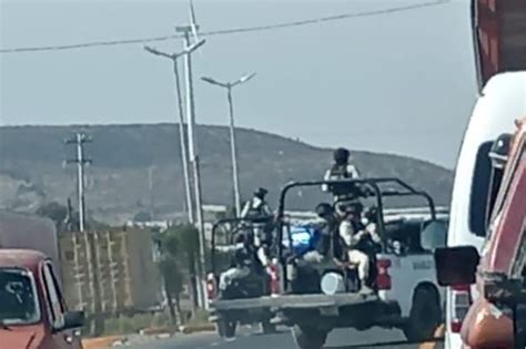 Se Enfrentan Civiles Y Policías En La Autopista Puebla Orizaba E