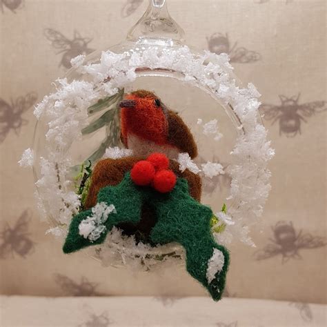 Christmas Robin Bauble Needle Felted Robin And Holly Leaves Etsy