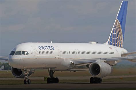 Watch United Airlines Flight Loses Wheel Taking Off At Los Angeles