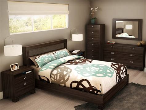 Dark Brown Bedroom Set Ideas / Master bedroom in dark brown color with ...