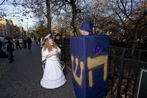 07167 5070 Santacon NYC 2007 Carlsaytor Flickr