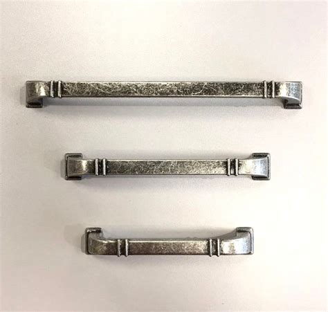 Brushed Vintage Silver Solid Bar Handle For Cabinet In Zinc Alloys