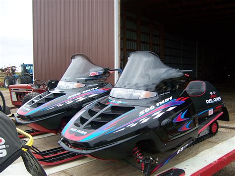 2 1998 Polaris Indy 500s Snowmobile Fanatics