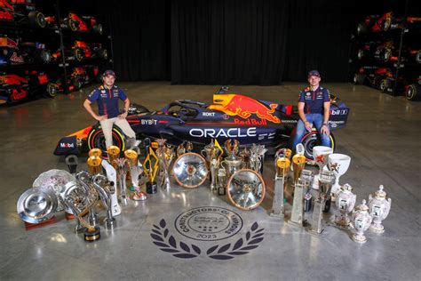 Red Bull: F1 2023 Season Review – The Apex Motorsport