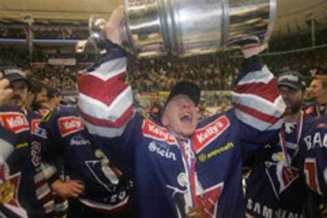 Slovan defends its Extra-League ice-hockey title - The Slovak Spectator