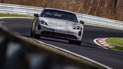 Nuevo R Cord Del Porsche Taycan En N Rburgring