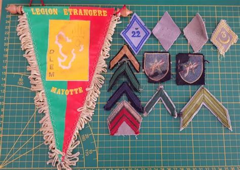 LOT INSIGNES TIRAILLEURS Légion Étrangère Post Ww2 Indochine Algérie