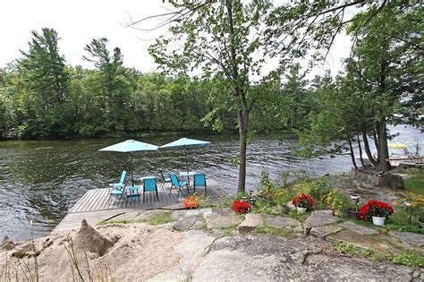 Updated 2019 Stoney Lake Cottage 1191 Holiday Rental In Woodview