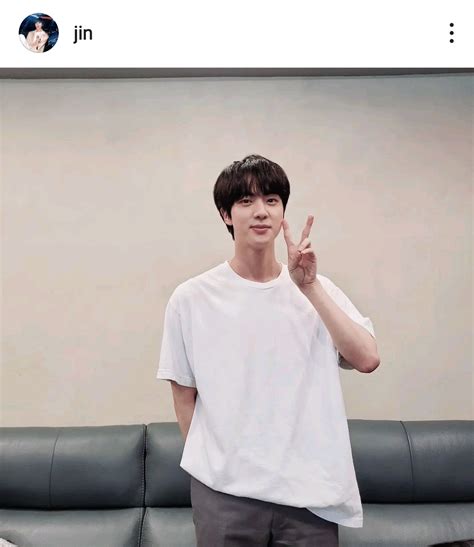 Bts Community Posts Dear Jin From Army ジンくんお疲れさま かっこよさも可愛さも兼ね備えてるジン