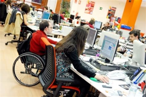 Emplear A Una Persona Con Discapacidad Ahorra 13000 Euros De Gasto A La Administración Economía